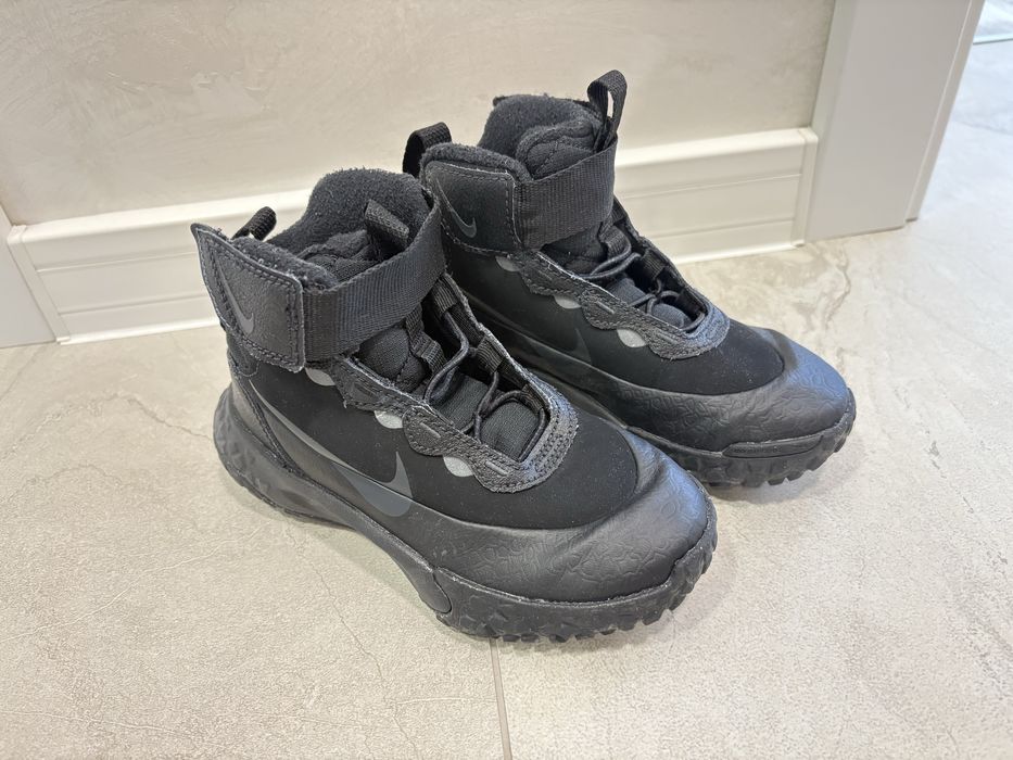 Маратонки Nike 28 номер
