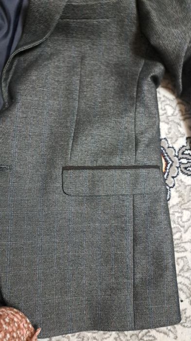 Пиджак новый без бирки.