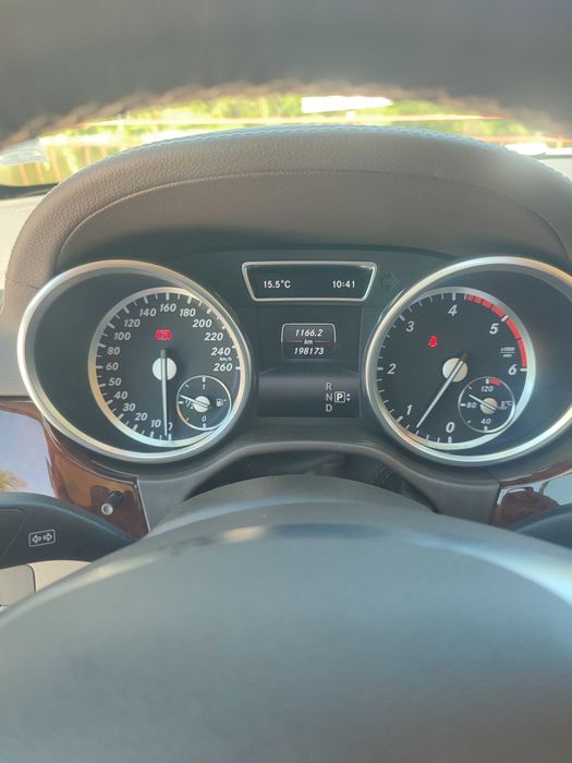 Mercedes-Benz GL 350 AMG пакет / BlueTEC / 4MATIC / G-TRONIC / NAVI