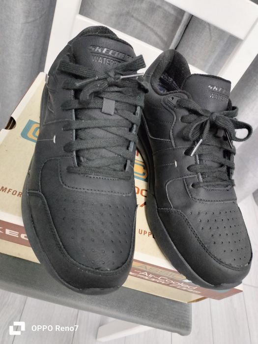 Кроссовки Skechers Waterproof