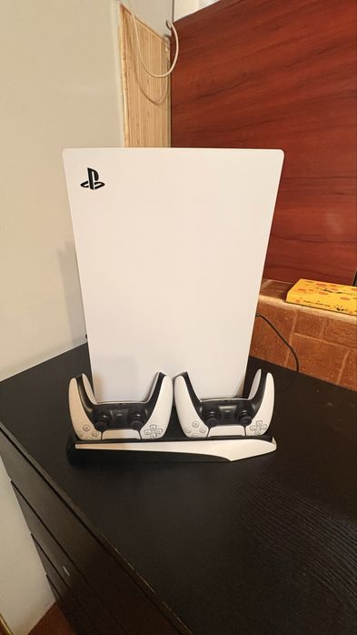 PlayStation 5 Disc Edition C-Chassis + 2x DualSense + SSD Corsair 1TB + Dock | Garanție | Cutie