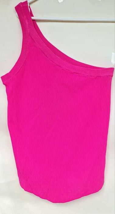 Top damă Zara fuchsia, un umăr, mărime 36/S