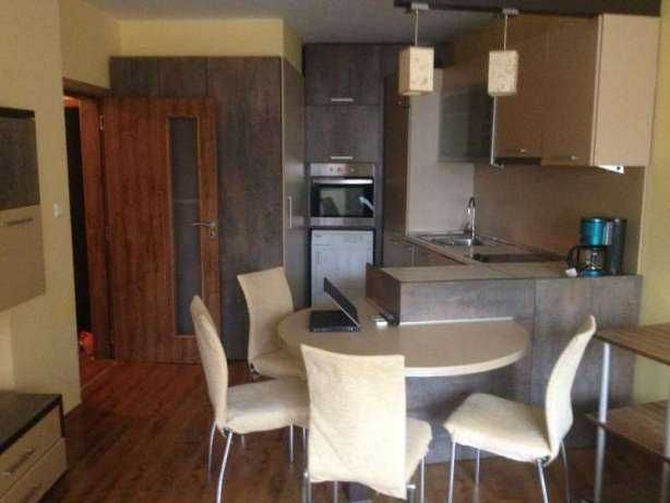 Двустаен имот в Сухата река