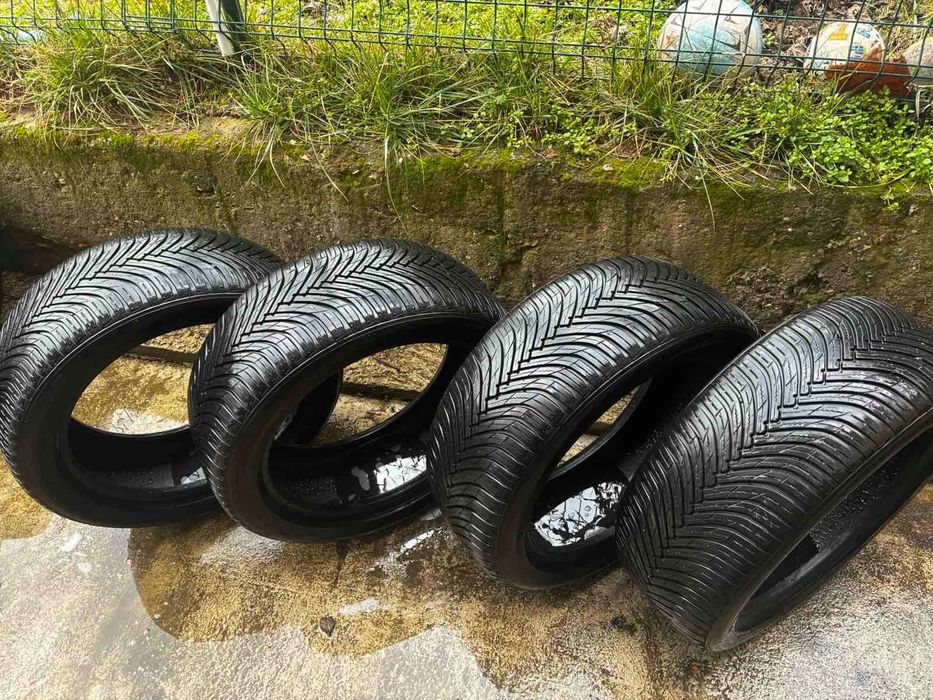 Всесезонни гуми 215/50/17