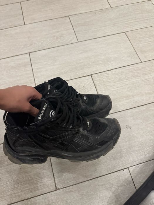 Balenciaga runner