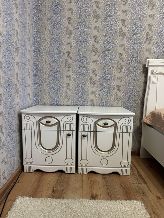 Продам спальный гарнитур