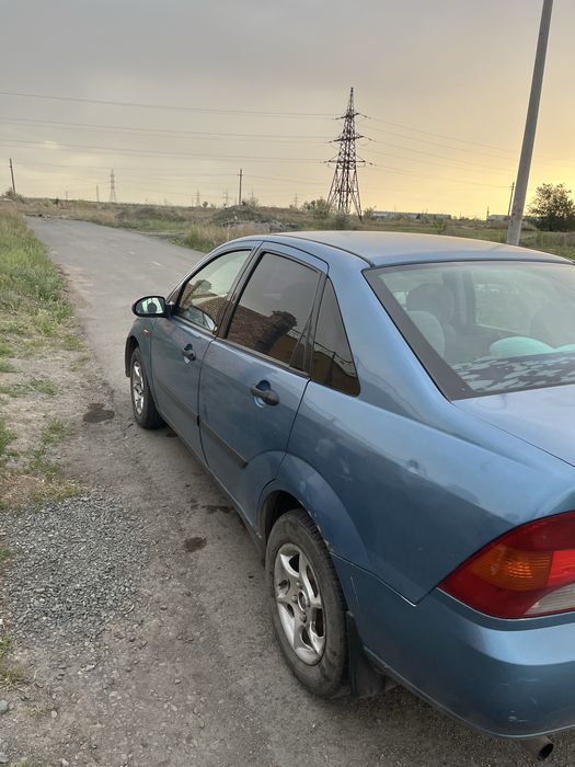 Форд фокус 2000г
