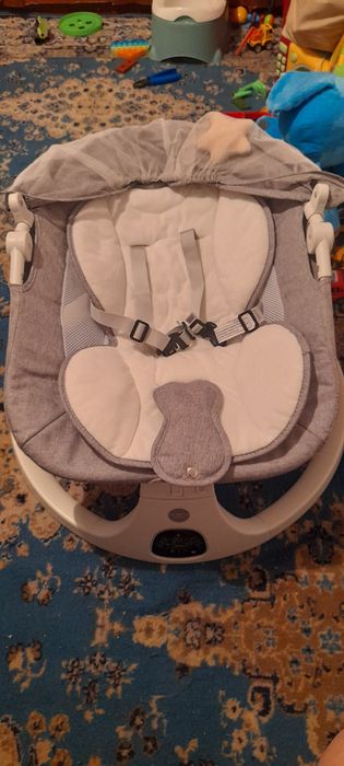 Продам шезлонг детский