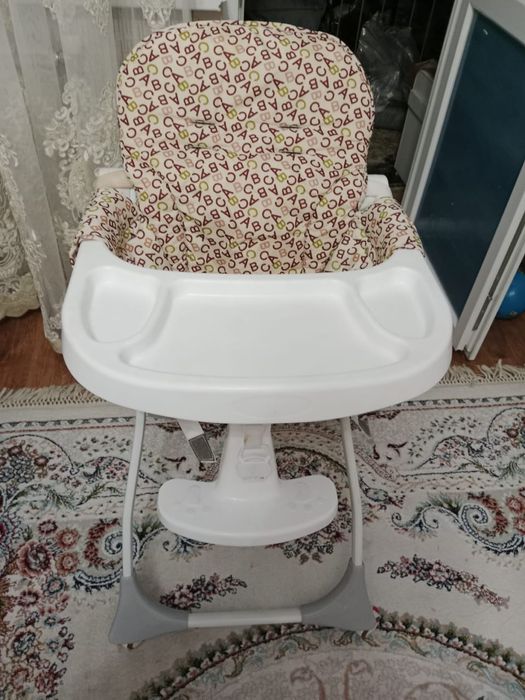 Продам стул для кормления