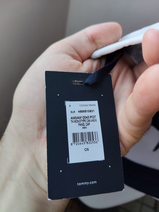 Tommy Hilfiger șapcă unisex culoare alba cu logo brodat noua originala