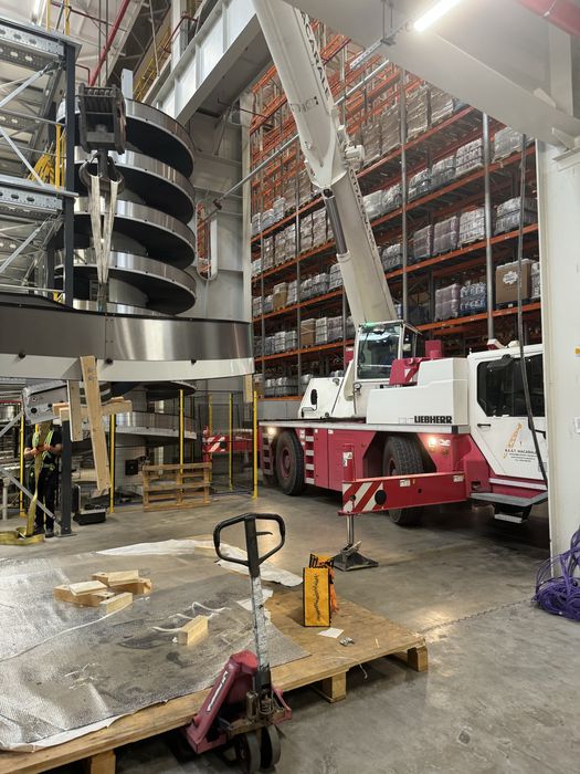 Macara 25t închiriat București 300km  Automacara Rapidă Non-Stop