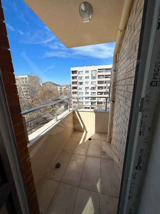 Продава се Тристаен апартамент в Пловдив, Кючук Париж - 103 кв.м за 1390 €/кв.м - Снимка #4