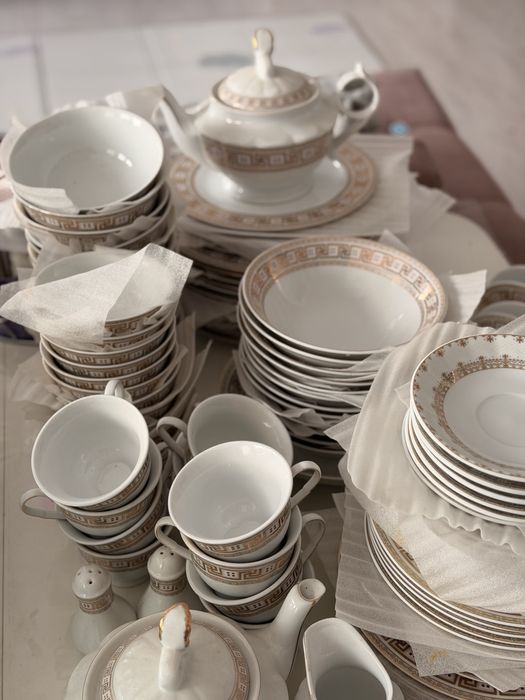 Продам набор посуды 156 предметов