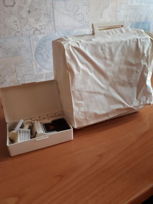 Швейная машинка ягуар. Петля очади.