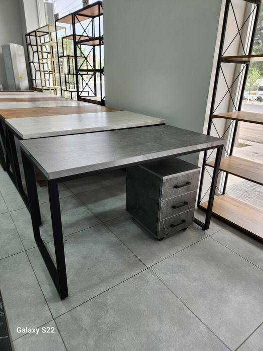 Stol, stul, loft uslubidagi barcha mebellar Samarqanddagi do'konimizda