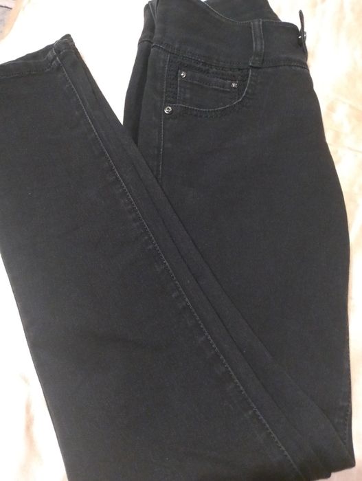 Blugi de dama stare bună