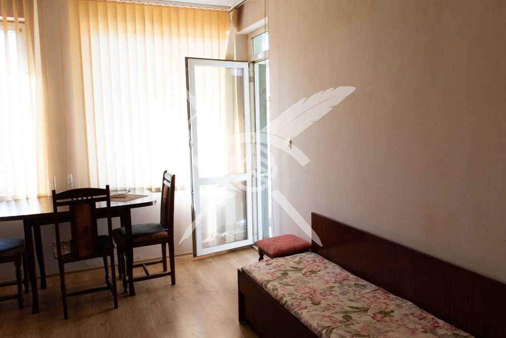 Продава се Тристаен апартамент в Поморие - 70 кв.м за 1358 €/кв.м - Снимка #3