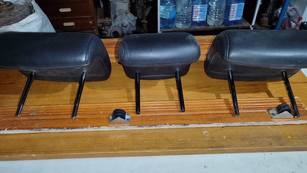 Подголовники сиденье камри 40