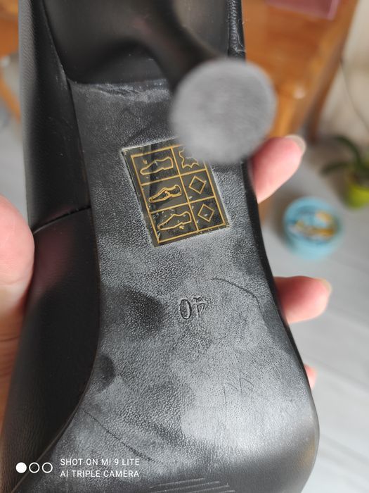 Pantofi mărimea 40 Noi