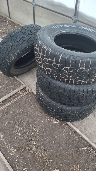 Продам четыре покрышки