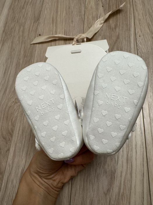 Pantofiori noi Next 6-12 luni