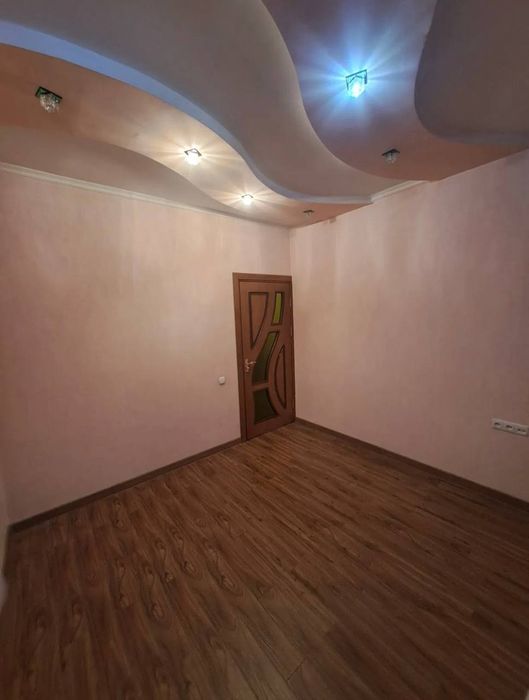 Продаю квартиру Юнусабад 9