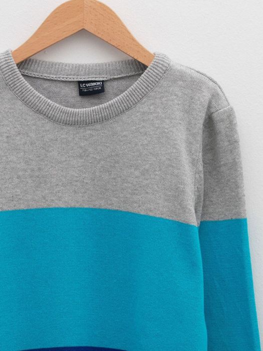 Продам свитер детский waikiki