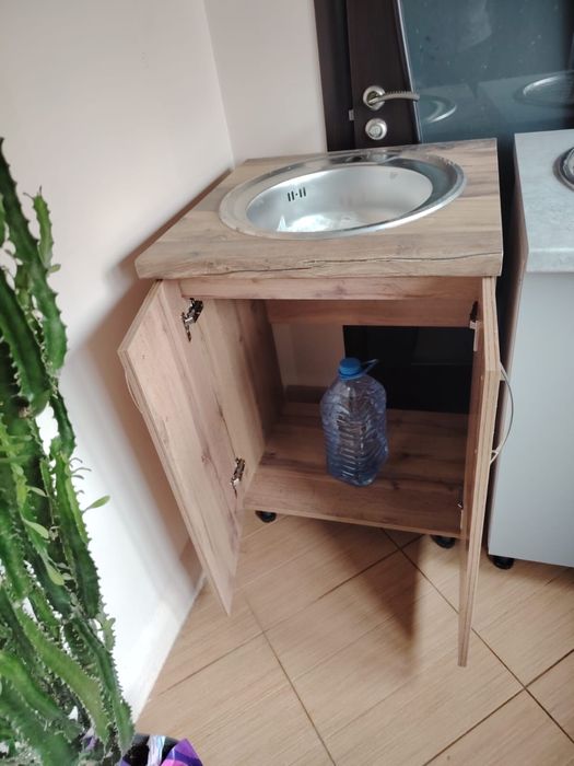 Продам кухонные тумбы мойки