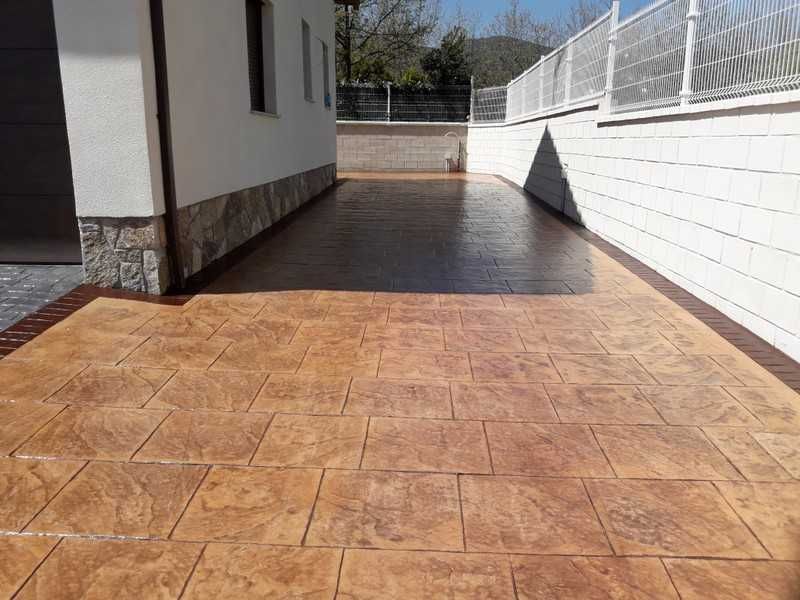 Beton amprentat si elicopterizat