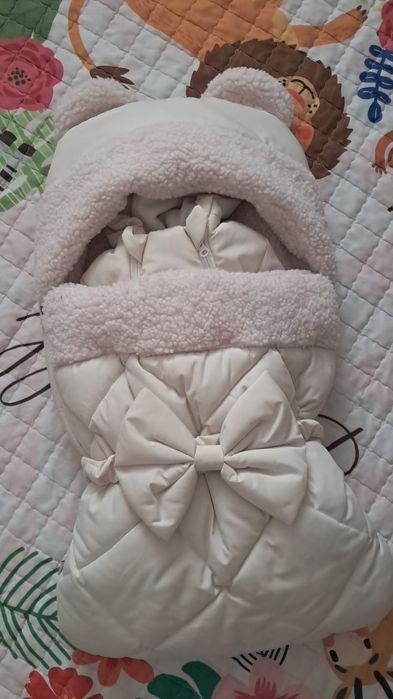 Продам зимний кокон-комбинезон