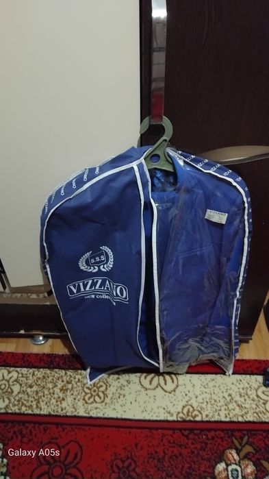 Продам кастюм сатылады багасы 10000г