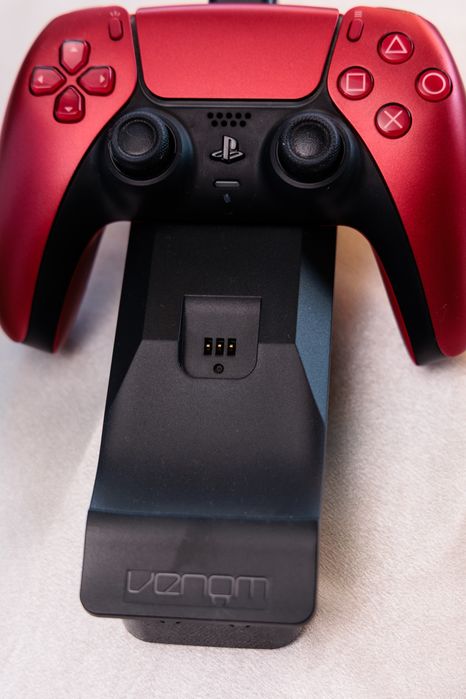 Sony PlayStation 5 PS5 Disc Edition + 2 DualSense + зарядна станция + оригинална кутия