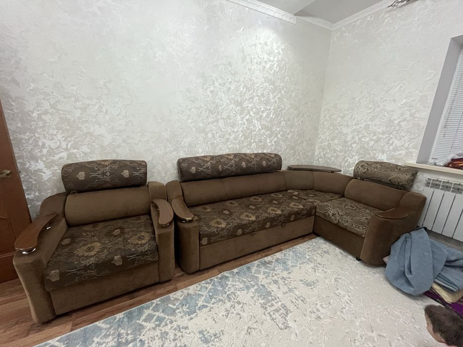 Продается угловой диван