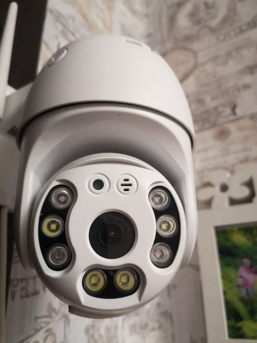 Уличная беспроводная камера видеонаблюления 4К,