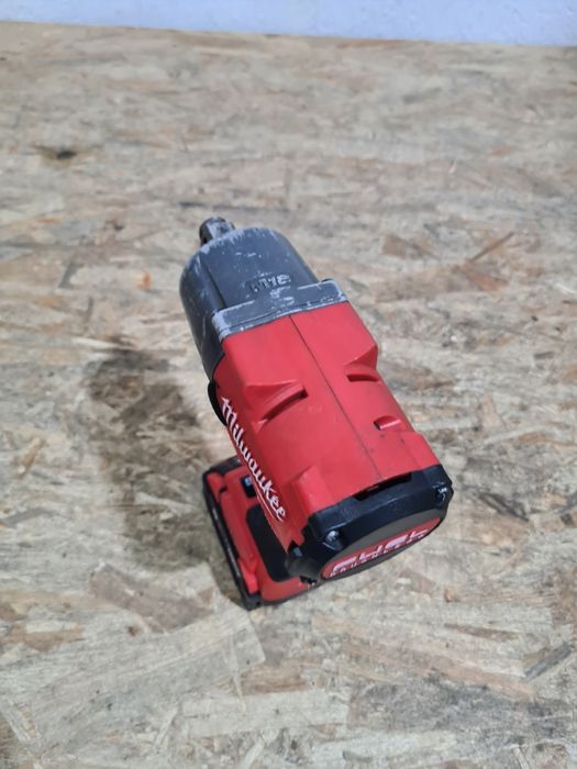 Impact 2100Nm cu patrat 3/4 Milwaukee M18 ONEFHIWF34