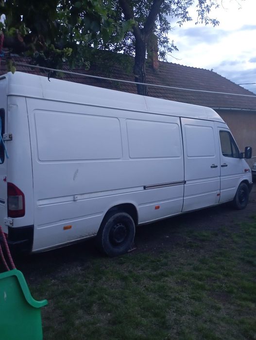 Dubă Mercedes sprinter