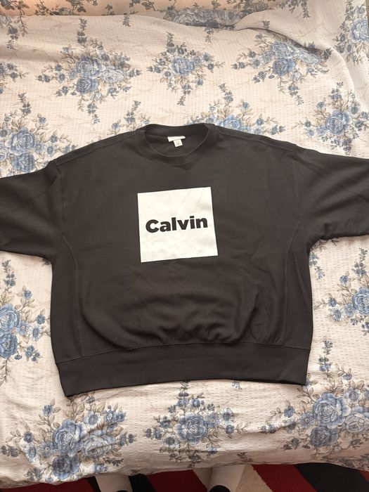 Суичур Calvin Klein - размер XL свободна кройка
