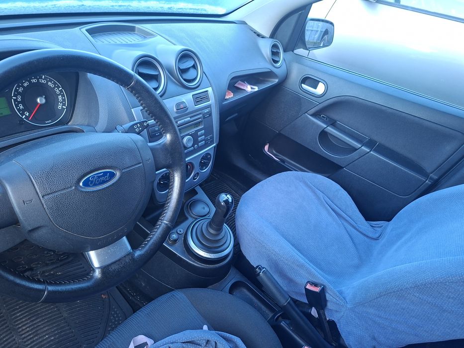 Ford Fiesta 2008 1.4 tdci Reparație/Dezmembrari