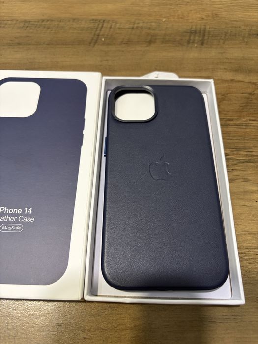 Чехол на Iphone 14