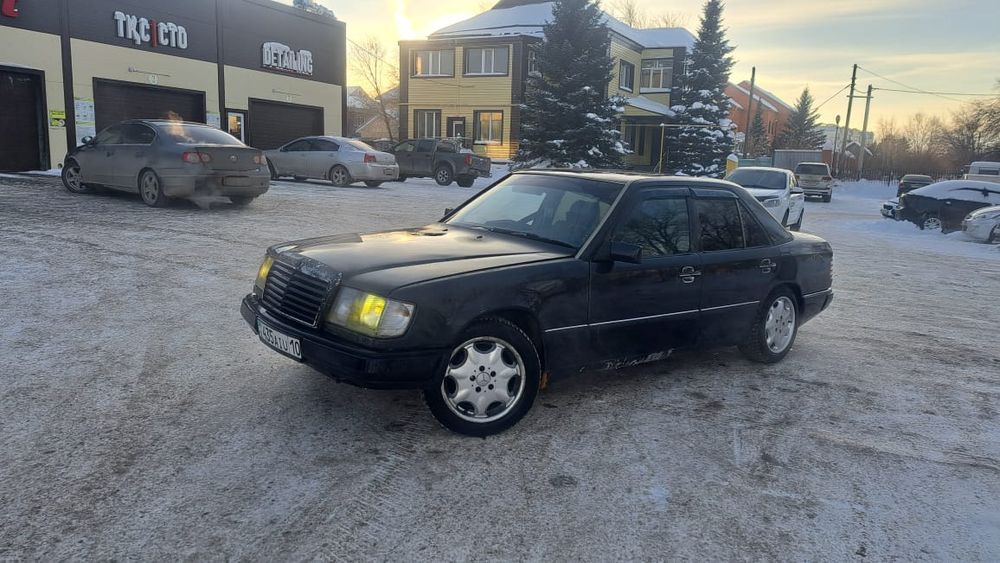 Продам мерса на полном ходу