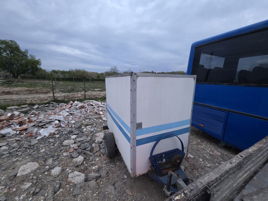 Vand remorca auto 750 kg