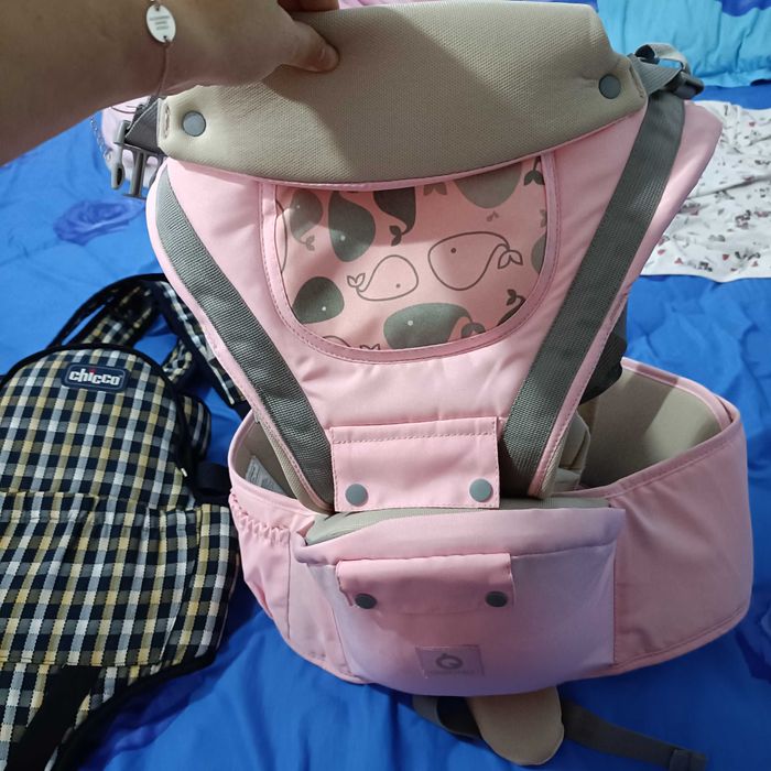 Vând două marsupii pentru bebeluși folosite de două ori !