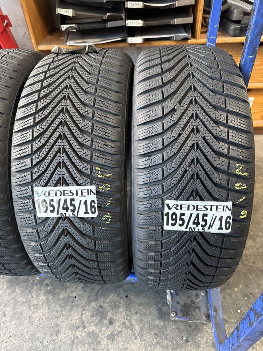 195/45/16 Vredestein M+S
