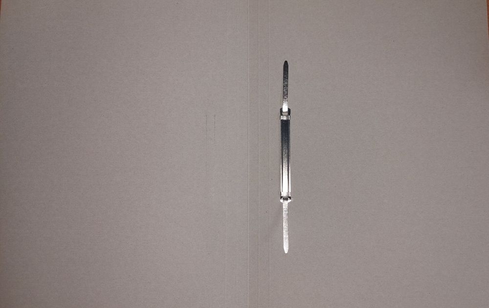 Скоросшиватель новый