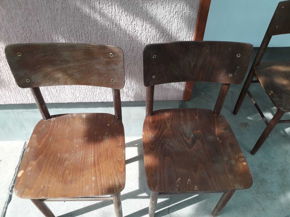 Трапезни стари столове