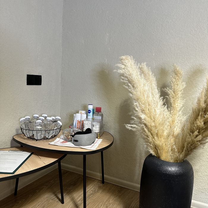 продам журнальный столик