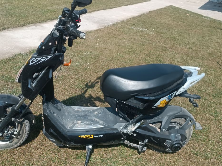 Мопед электронный продам