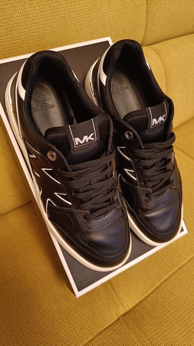 Естествена кожа Michael Kors