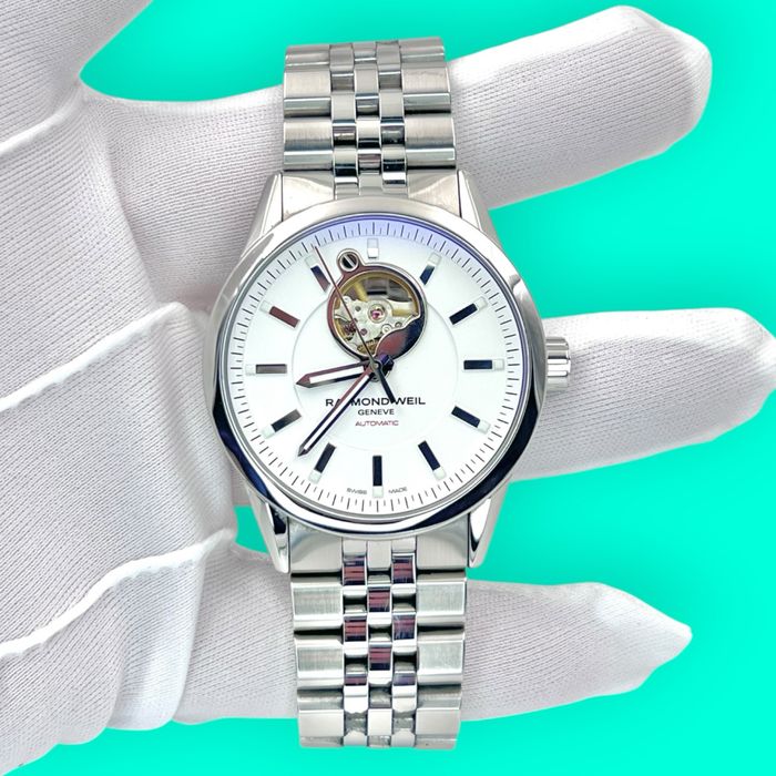 RAYMOND WEIL Freelancer Open Heart нов модел мъжки часовник