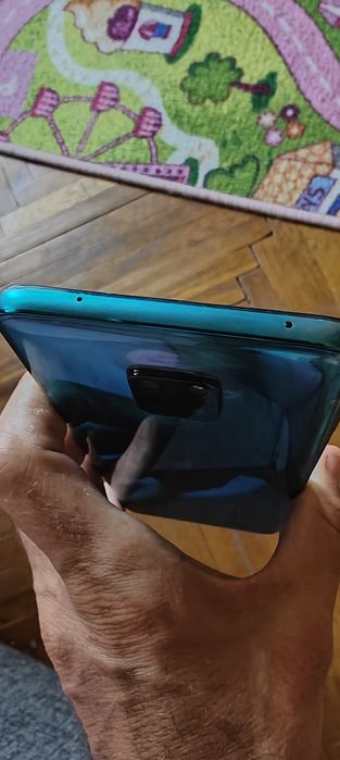 Redmi note 9 pro impecabil.
